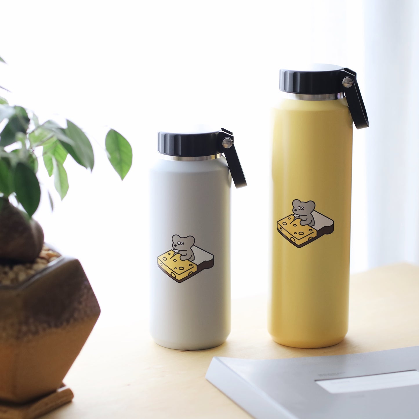 Stainless steel bottle with handle 500
