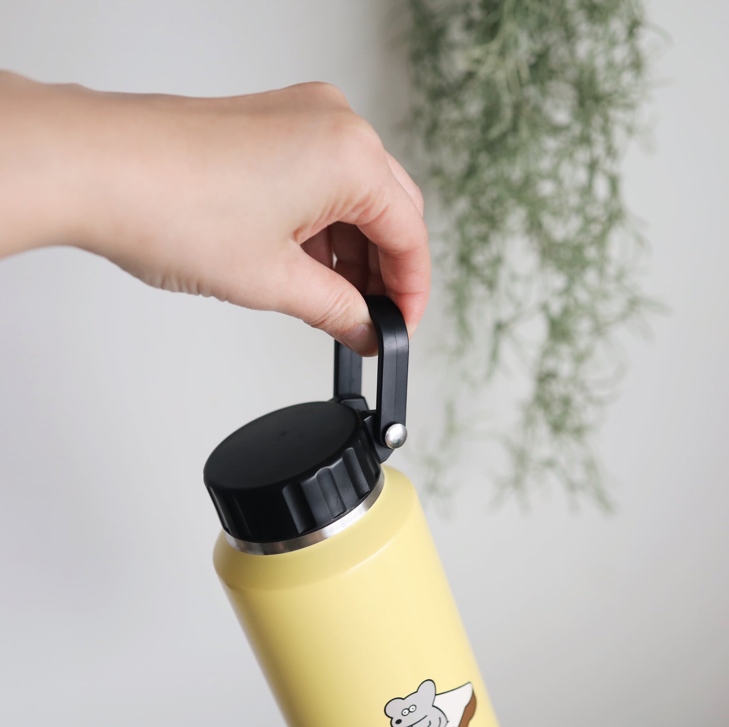 Stainless steel bottle with handle 500