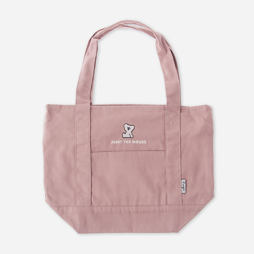 Carry-on Tote, Sitting