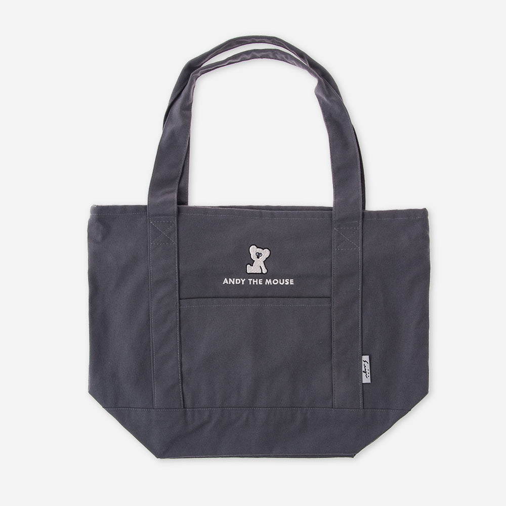 Carry-on Tote, Sitting