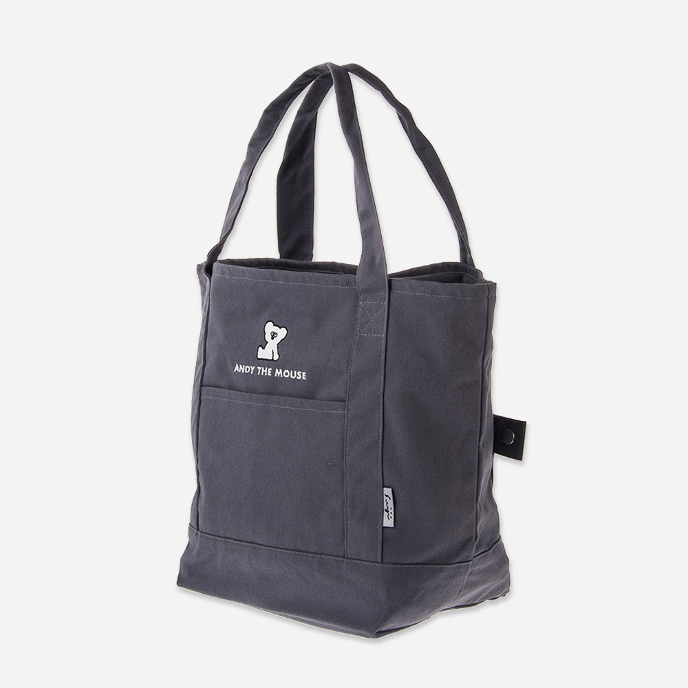 Carry-on Tote, Sitting