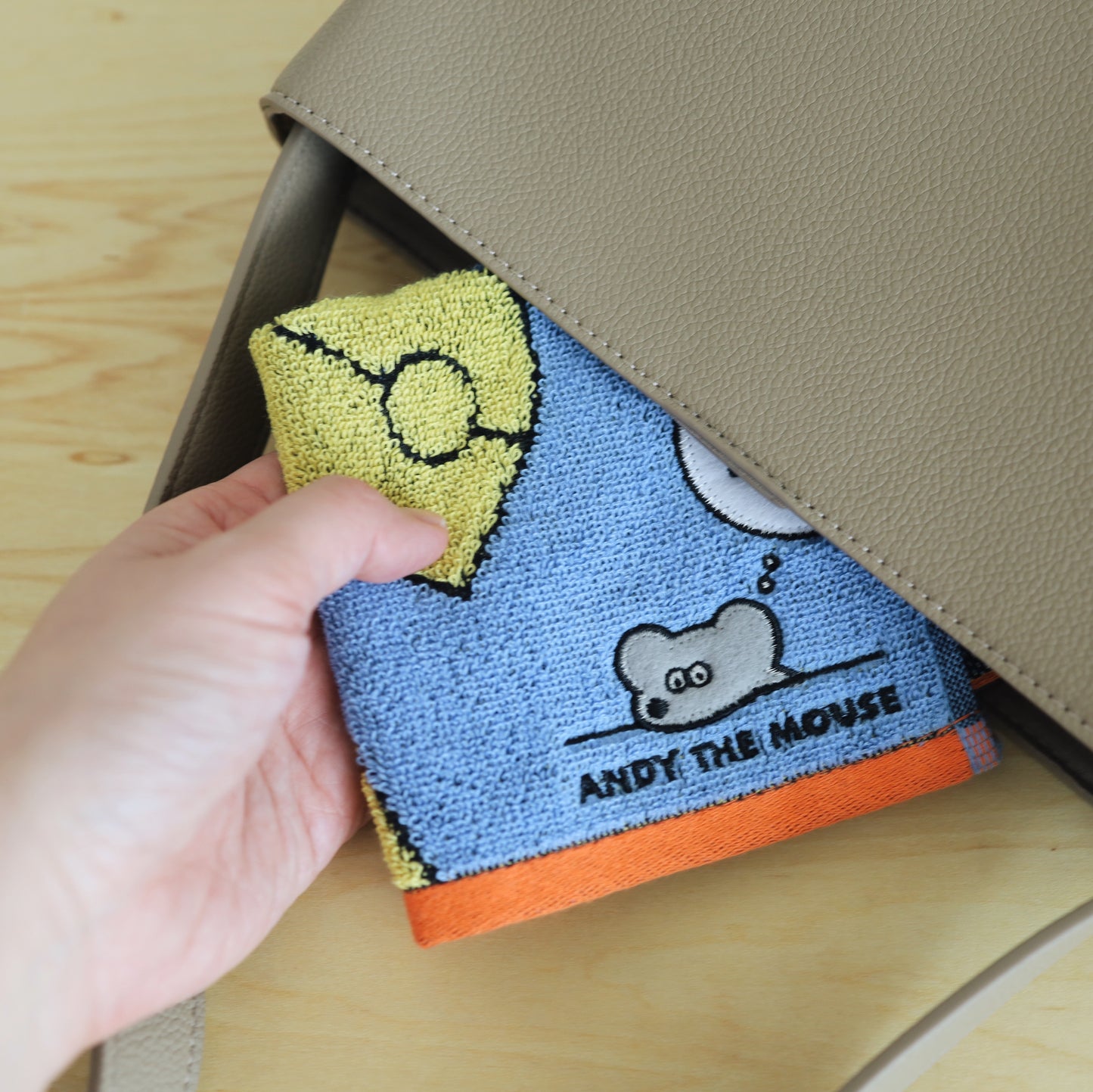 チューズ ザ チーズ ミニタオル