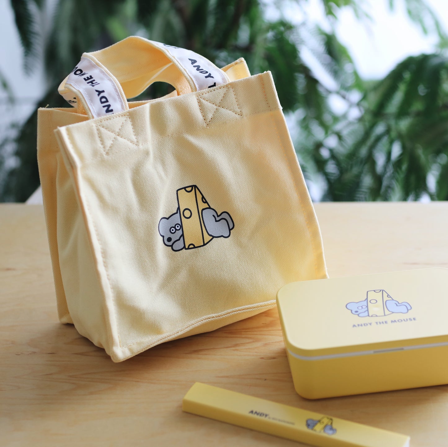 Chopsticks and chopstick cases